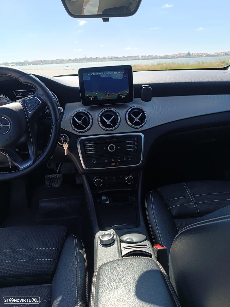 Mercedes-Benz GLA 180 d Aut. - 6
