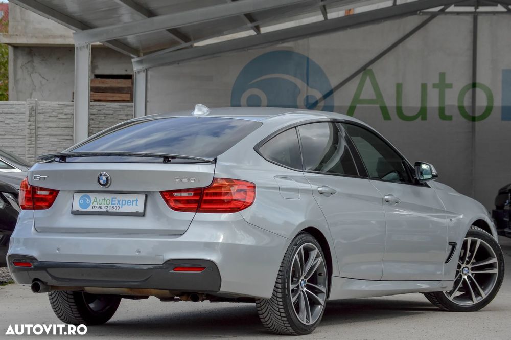 BMW Seria 3 320i Aut. M Sport - 39