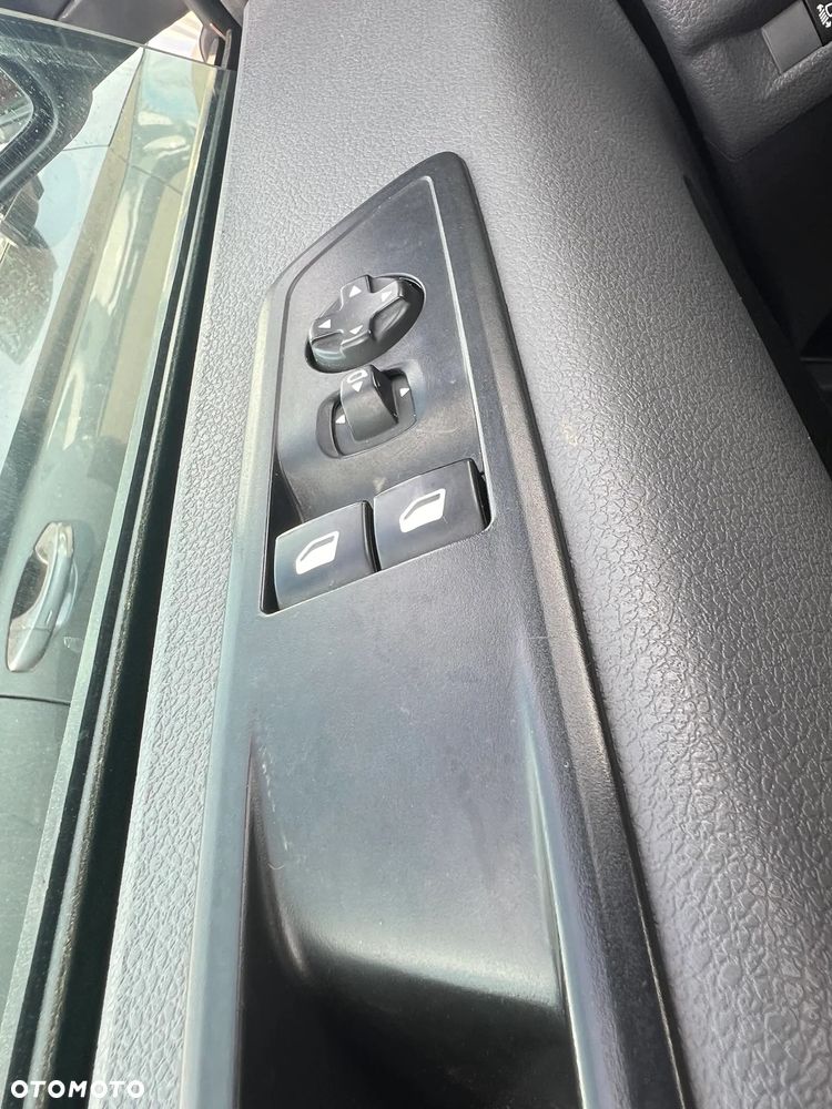 Peugeot Expert L2H1 2,0 Hdi 122 KM klima tempomat GPS - 22