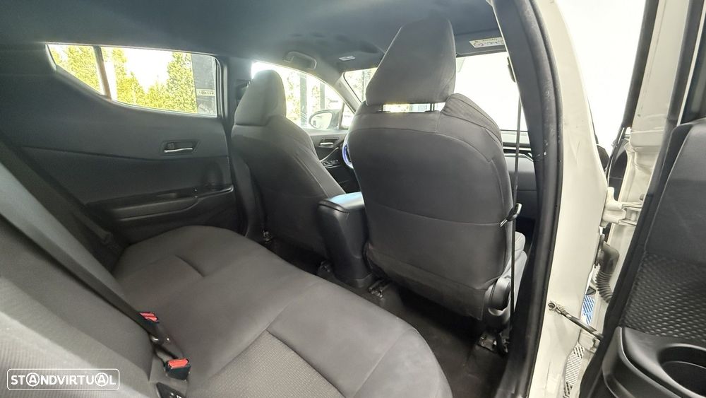 Toyota C-HR 1.8 Hybrid Square Collection - 17