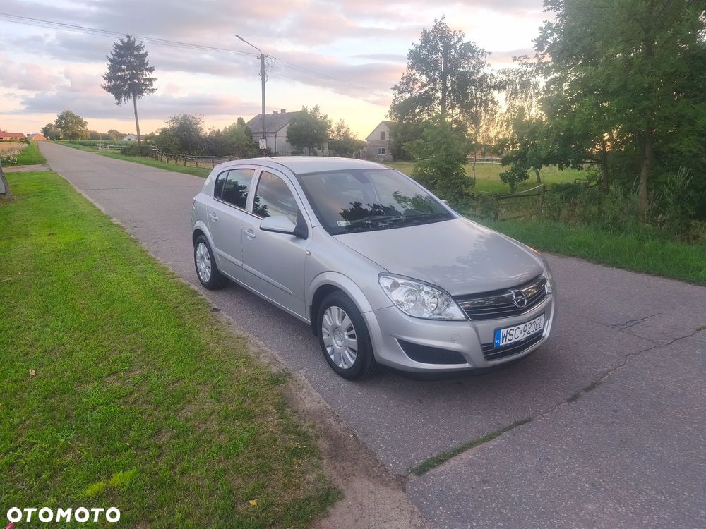 Opel Astra 1.6 - 11