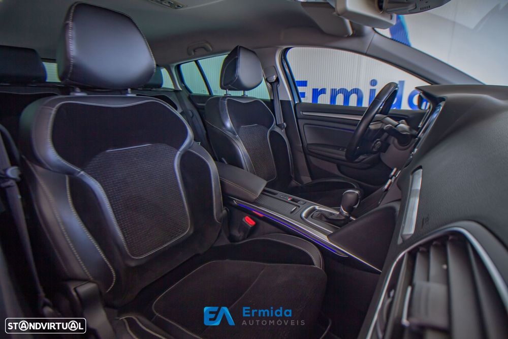 Renault Mégane Sport Tourer 1.5 dCi Limited EDC - 22