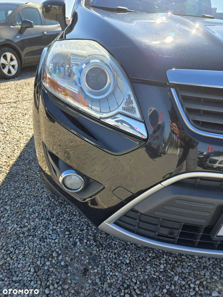 Ford Kuga 2.0 TDCi 2x4 Titanium - 28