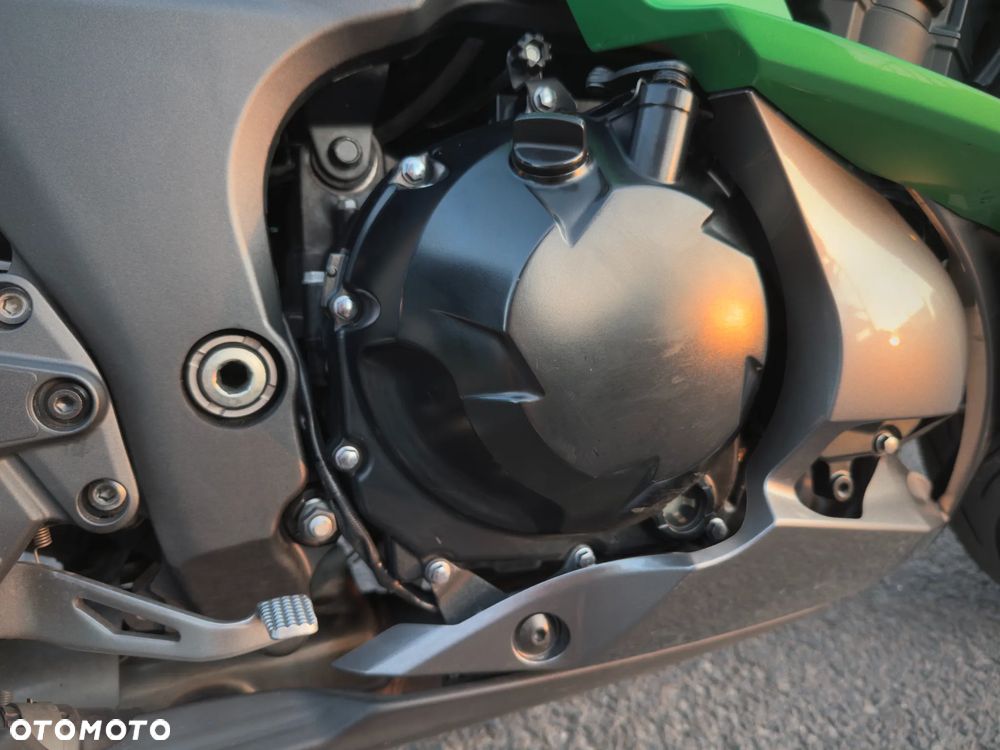Kawasaki Ninja 1000 SX - 27