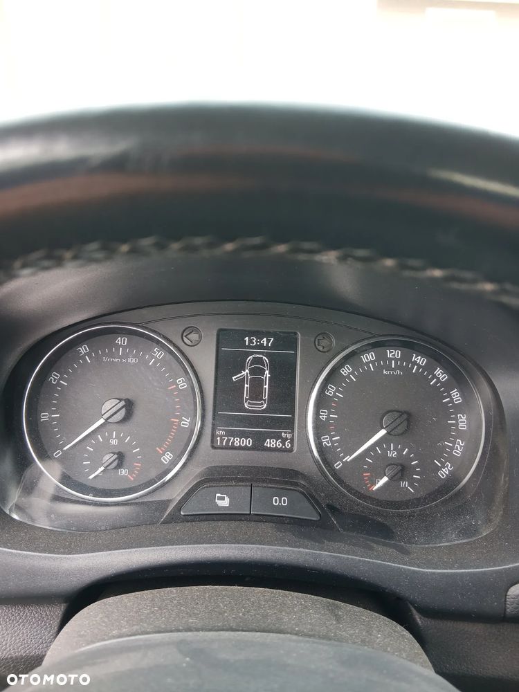 Skoda Roomster 2015 photo 2
