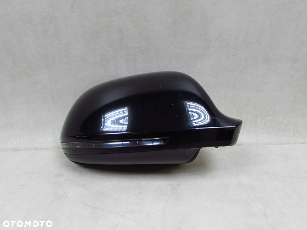 AUDI A3 8P LIFT 09-13 LUSTERKO PRAWE 5 PIN OBUDOWA LY9B - 1