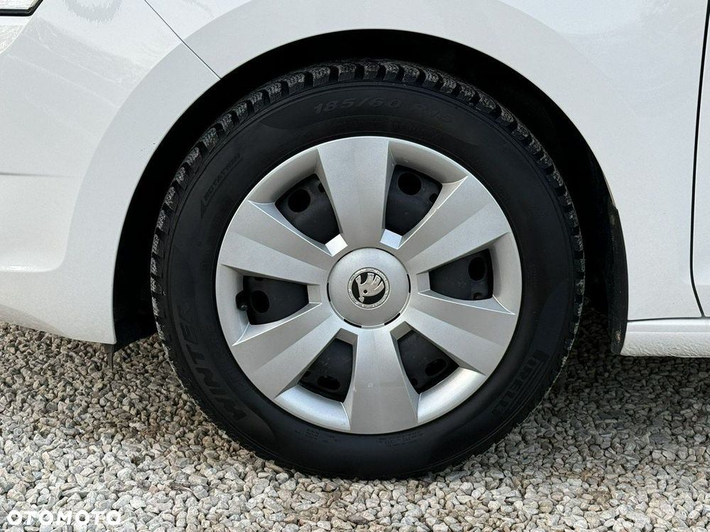 Skoda RAPID - 10