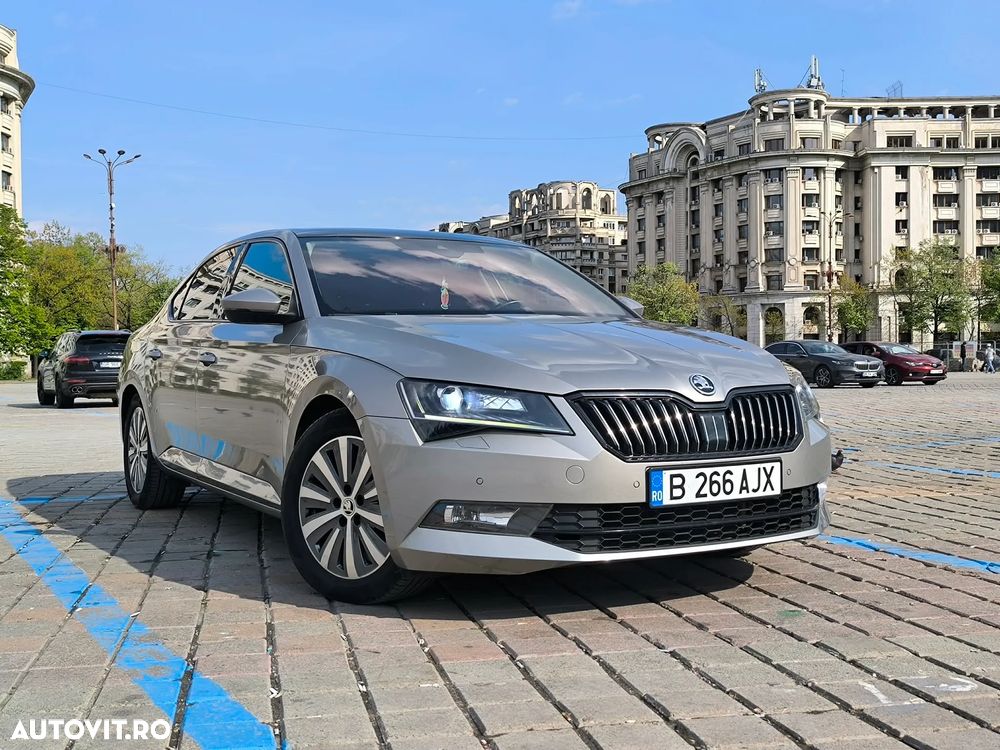 Skoda Superb 2.0 TDI DSG Laurin & Klement - 1
