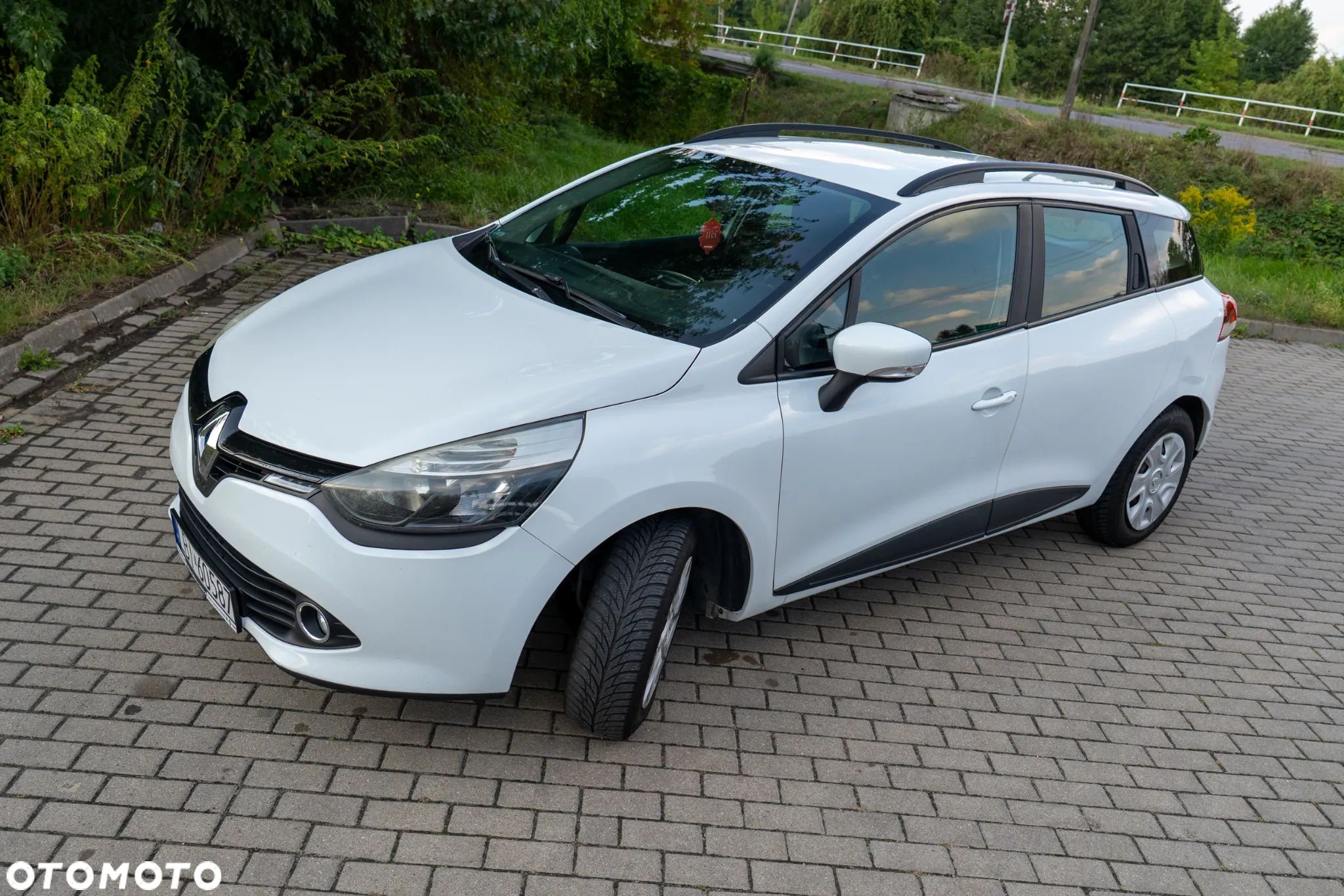 Renault Clio - 8