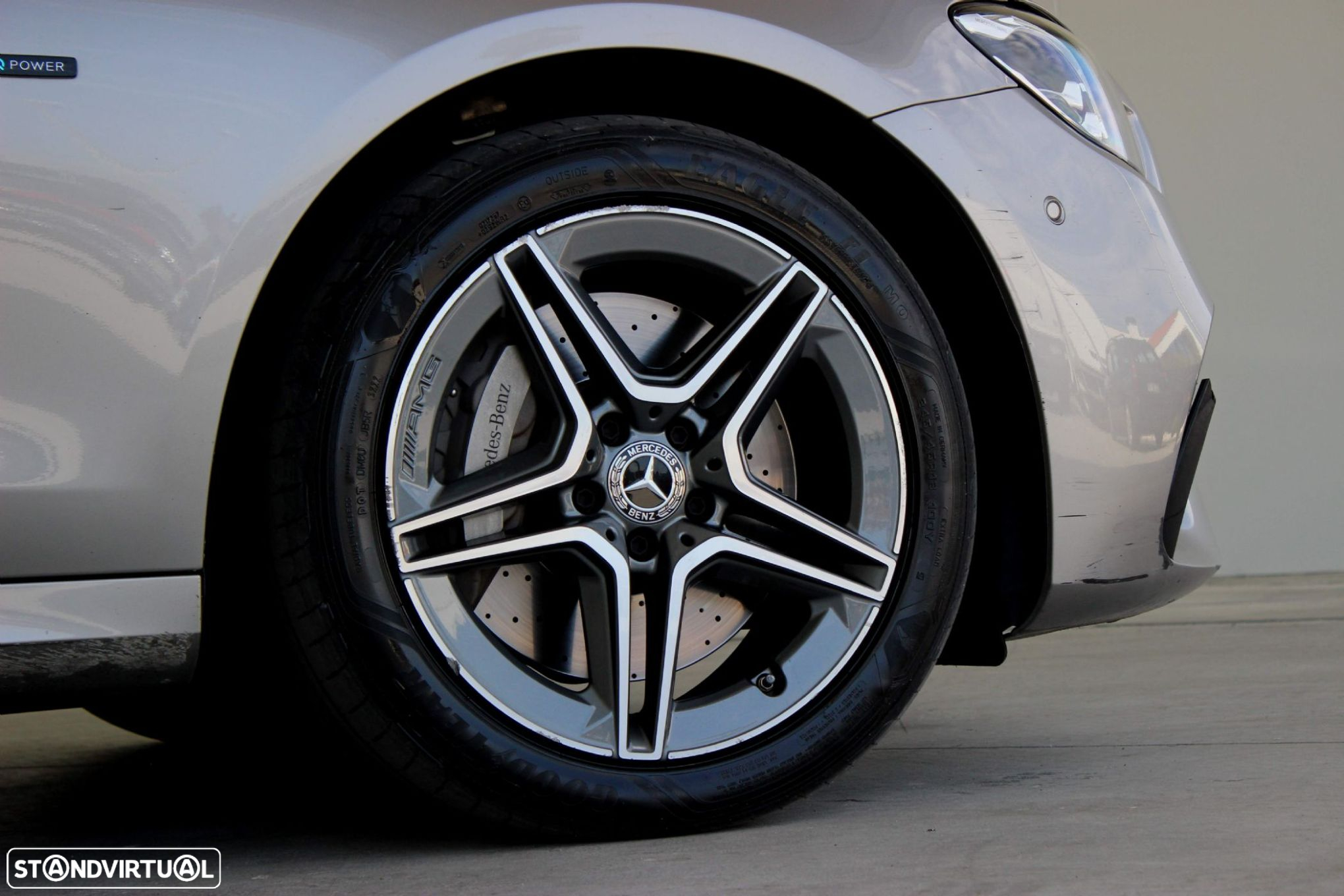 Mercedes-Benz E 300 de AMG Line - 6