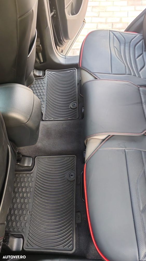 Hyundai Santa Fe - 11