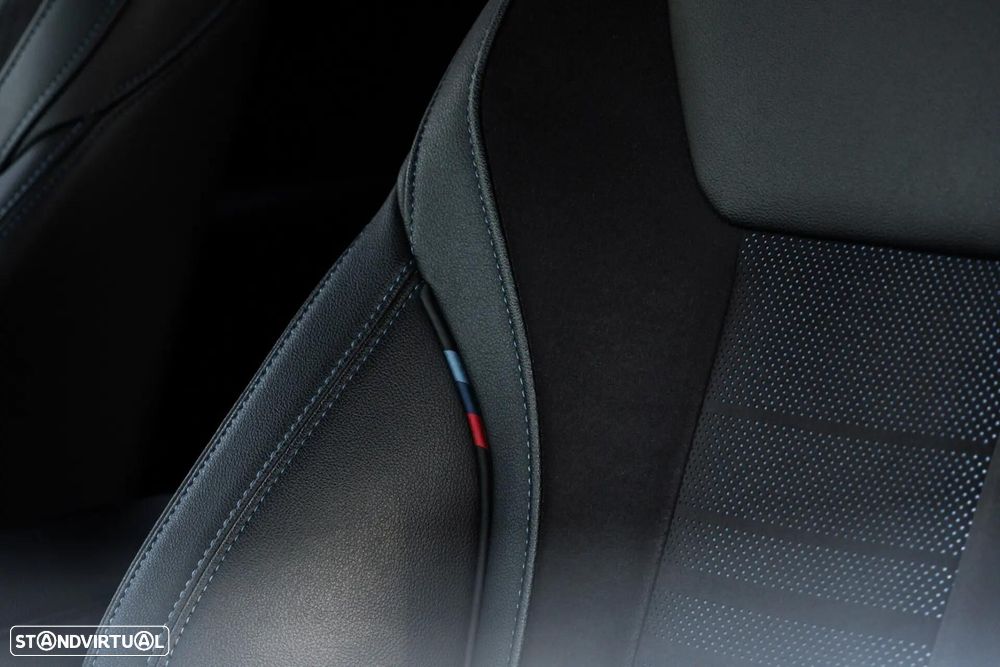 BMW i4 eDrive35 Pack Desportivo M - 42