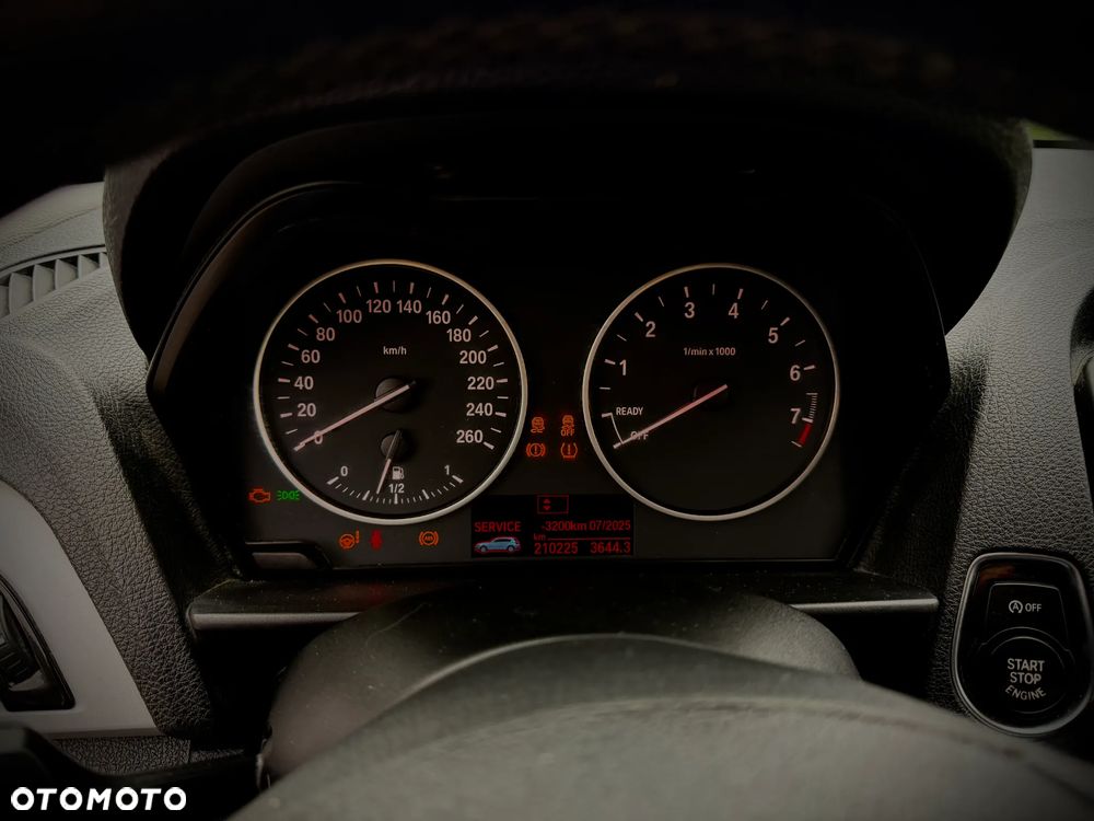 BMW Seria 1 114i - 14