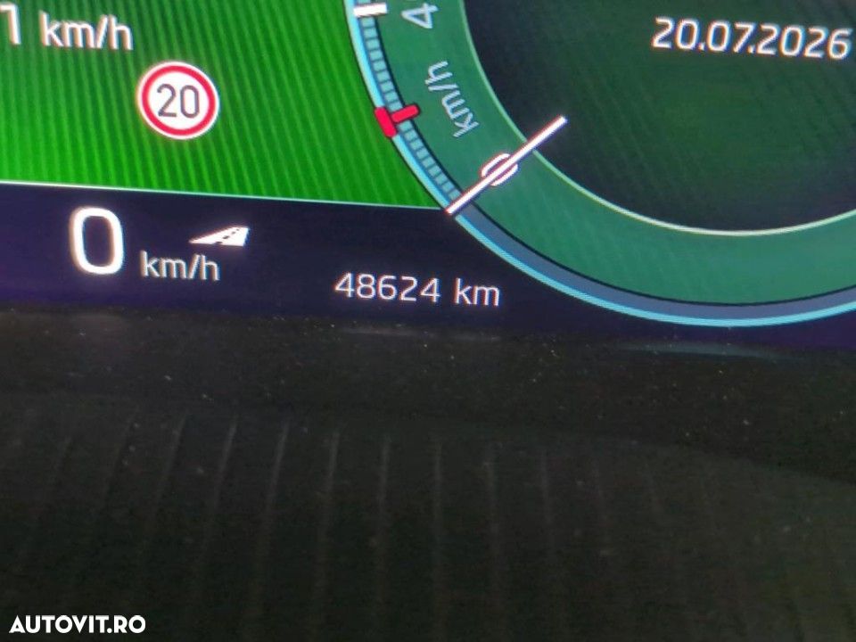 Skoda Octavia 2.0 TDI DSG Style - 6
