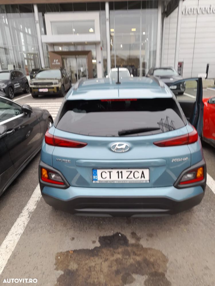 Hyundai KONA 1.0 T-GDI 2WD Highway - 2