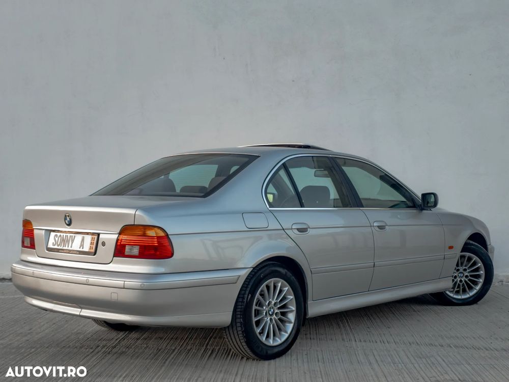 BMW Seria 5 530dA - 6