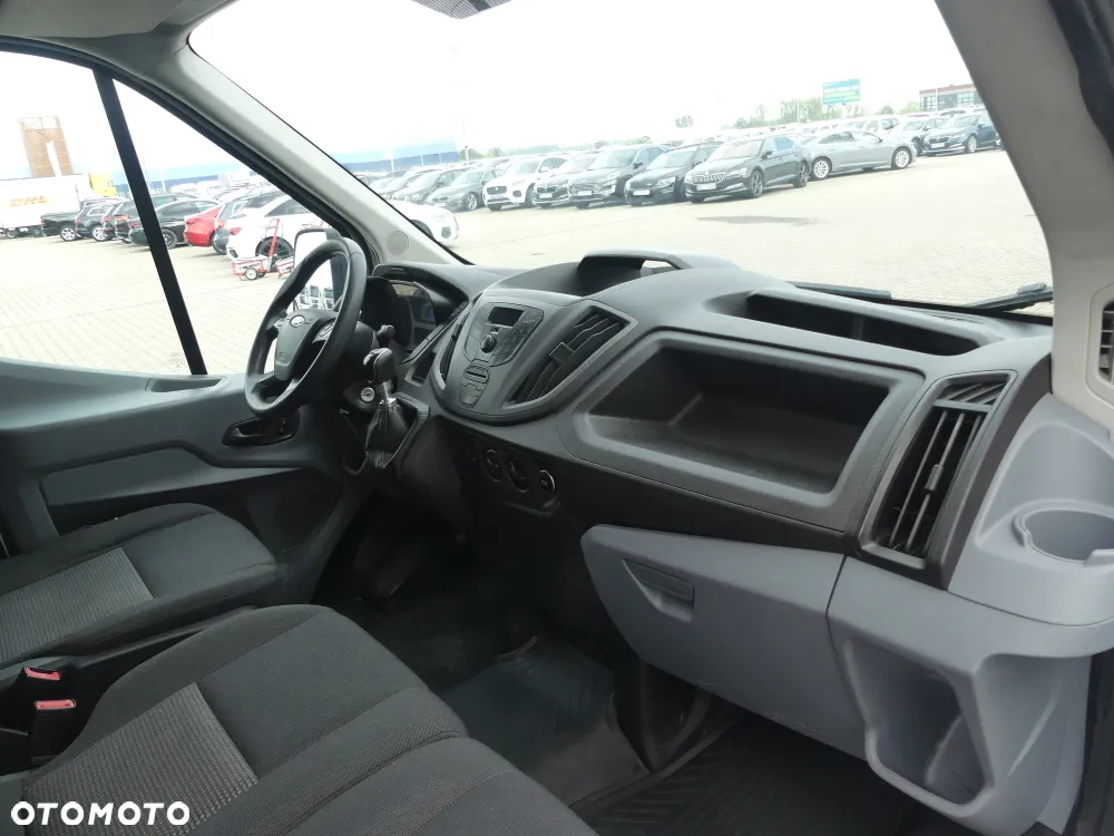 Ford Transit - 6