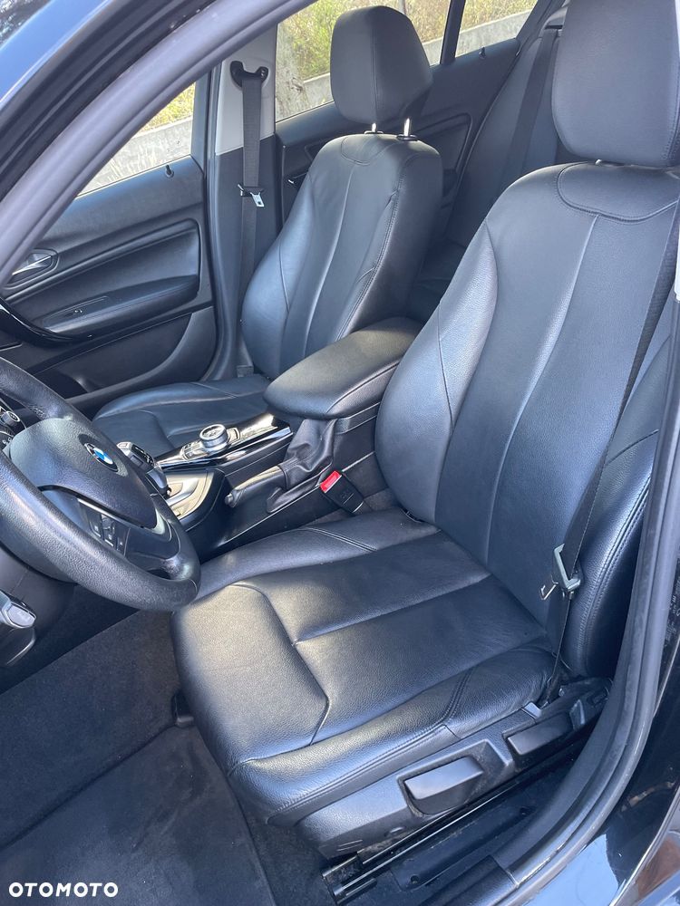BMW Seria 1 118i - 28