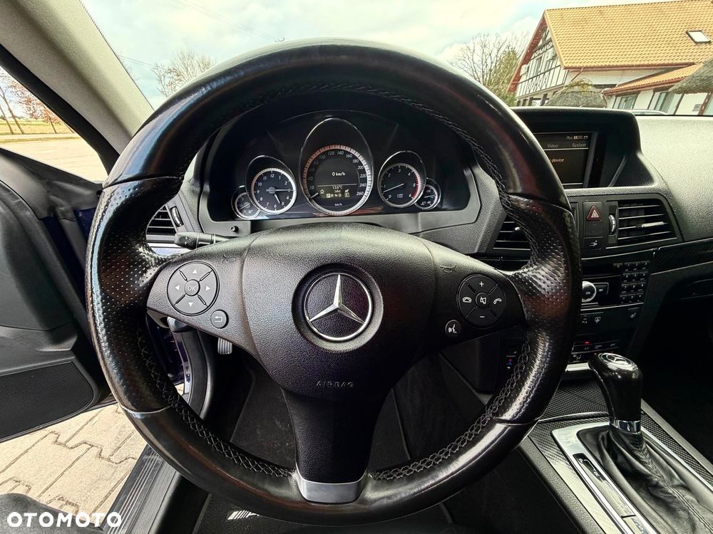 Mercedes-Benz Klasa E - 38