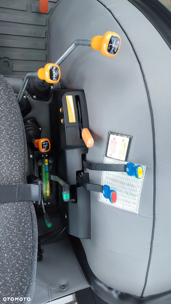 Deutz-Fahr 4080E - 12