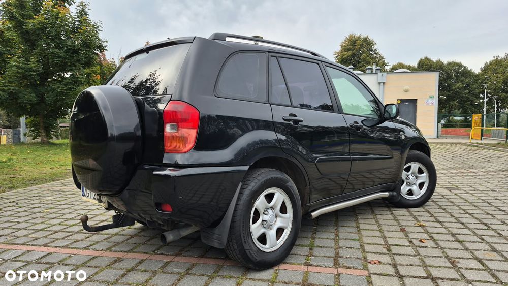 Toyota RAV4 - 6