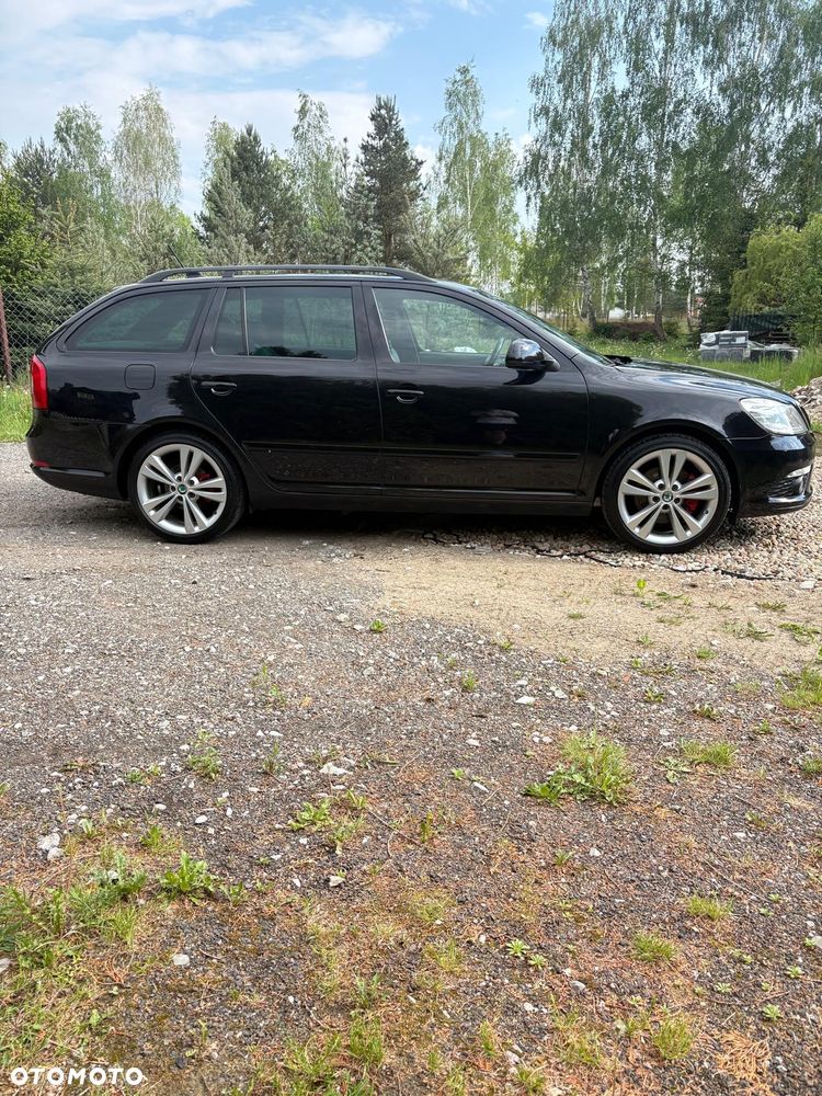 Skoda Octavia 2.0 TDI CR DPF RS - 5