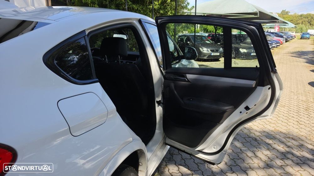 BMW X4 20 d xDrive Pack M Auto - 11