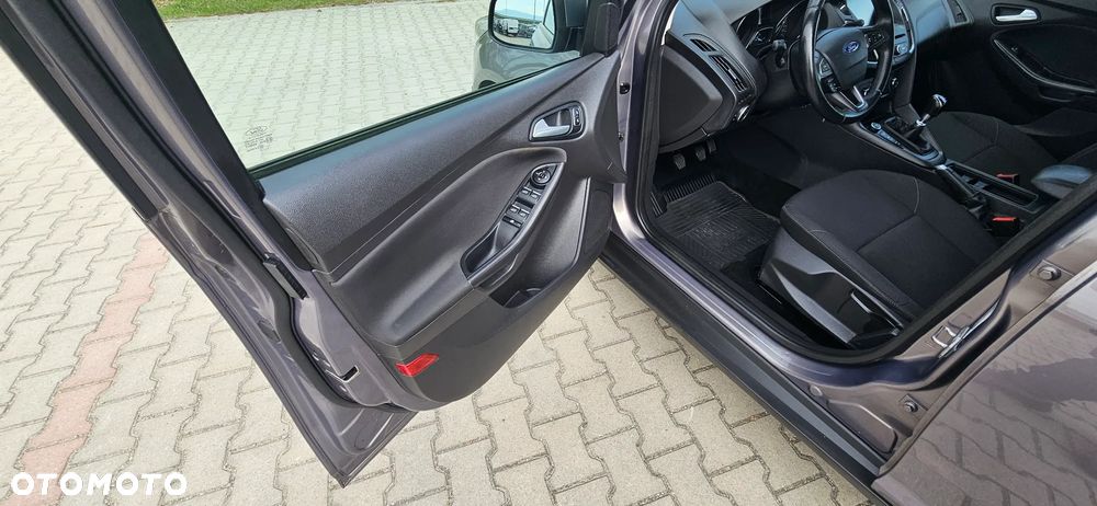Ford Focus - 20