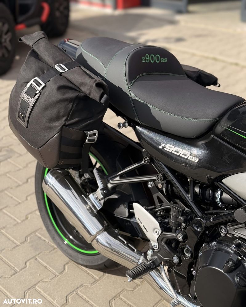 Kawasaki Z 900 RS - 3