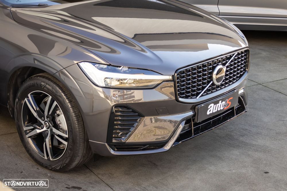 Volvo XC 60 2.0 B4 R-Design Geartronic - 5