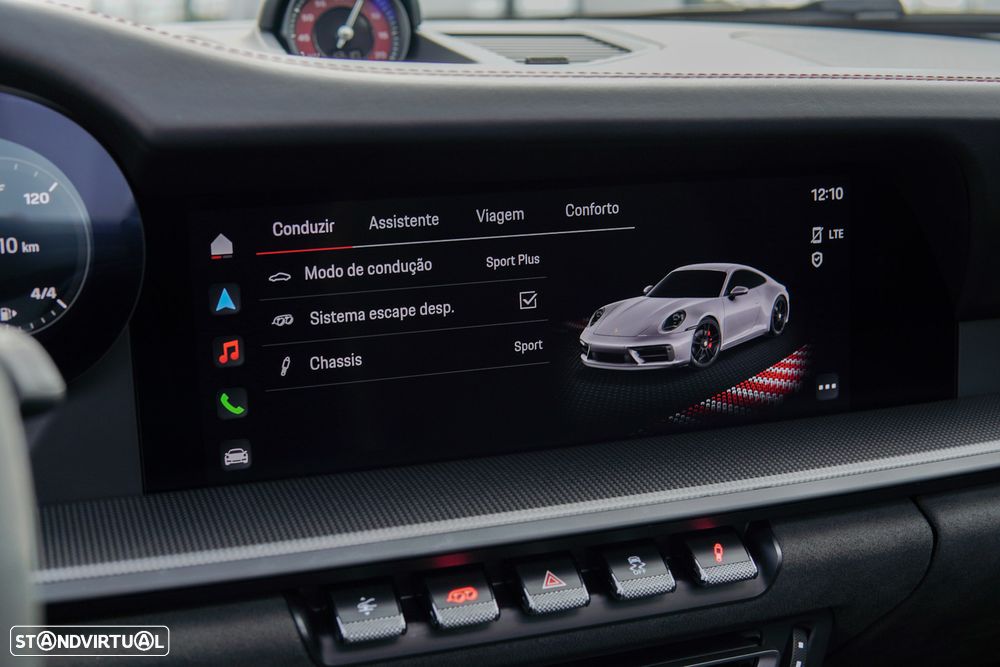 Porsche 911 (992) Carrera 4 GTS PDK - 31