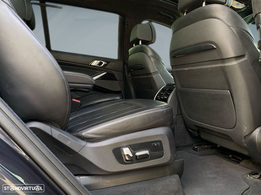 BMW X7 M50d - 22