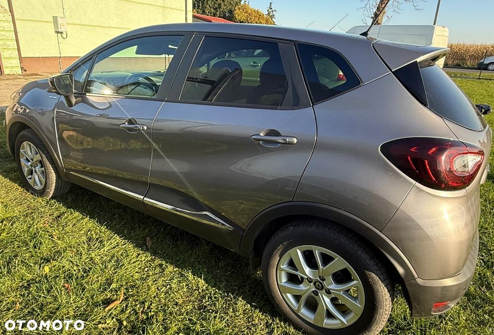 Renault Captur - 1