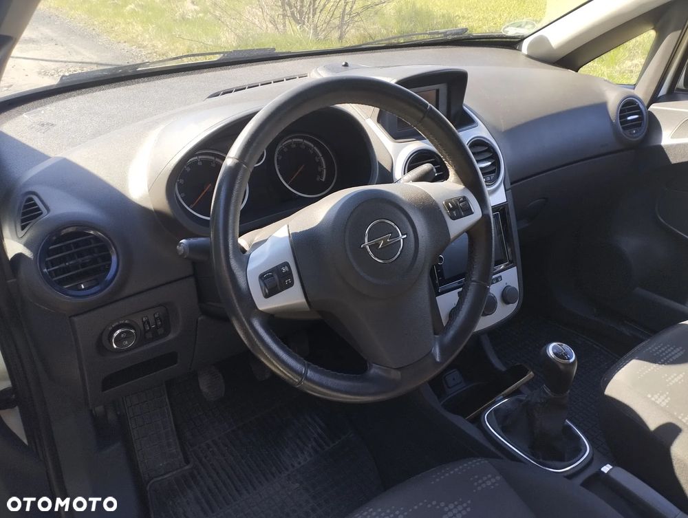 Opel Corsa - 3