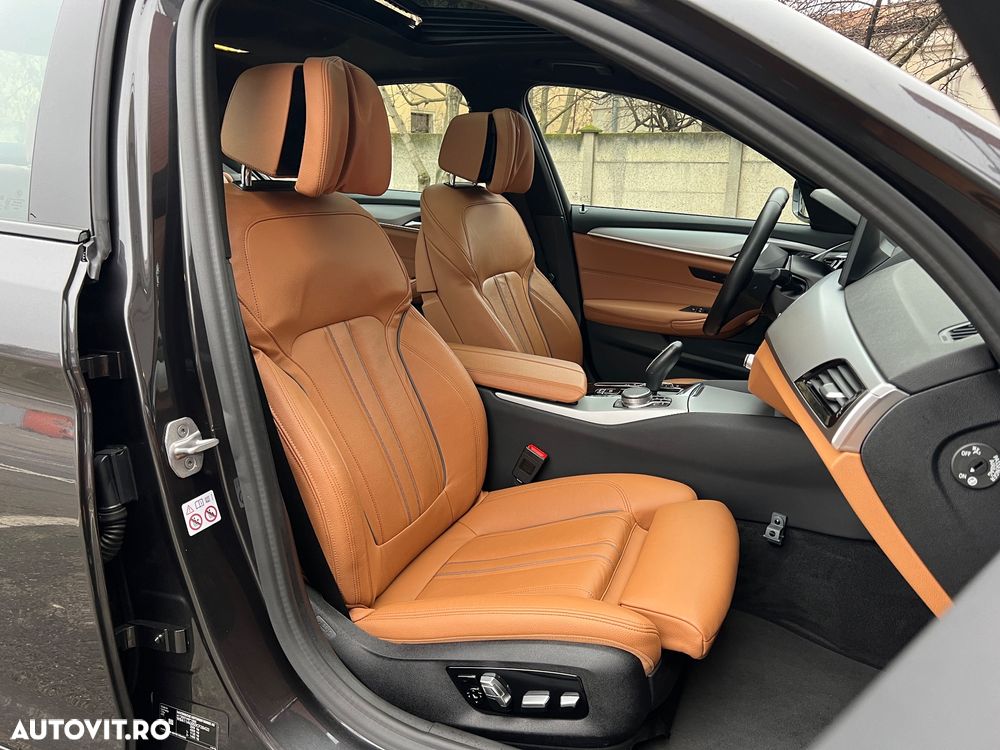 BMW Seria 5 530e Aut. Luxury Line - 7