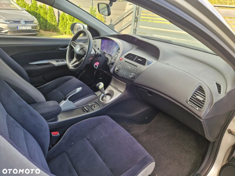Honda Civic 1.4 Comfort - 11