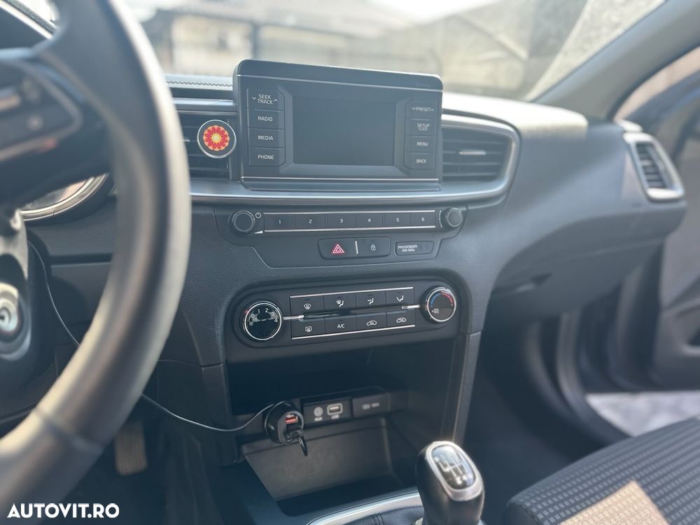 Kia Ceed 1.4 GSL Best - 6