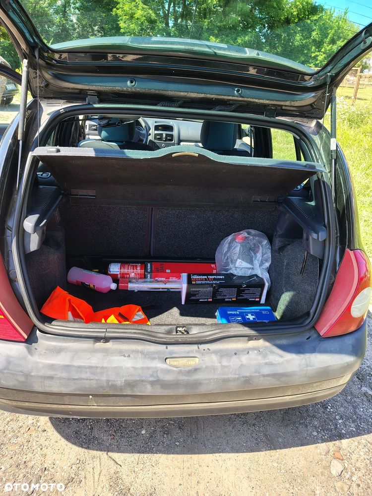 Renault Clio 1.2 16V Confort Dynamique - 7