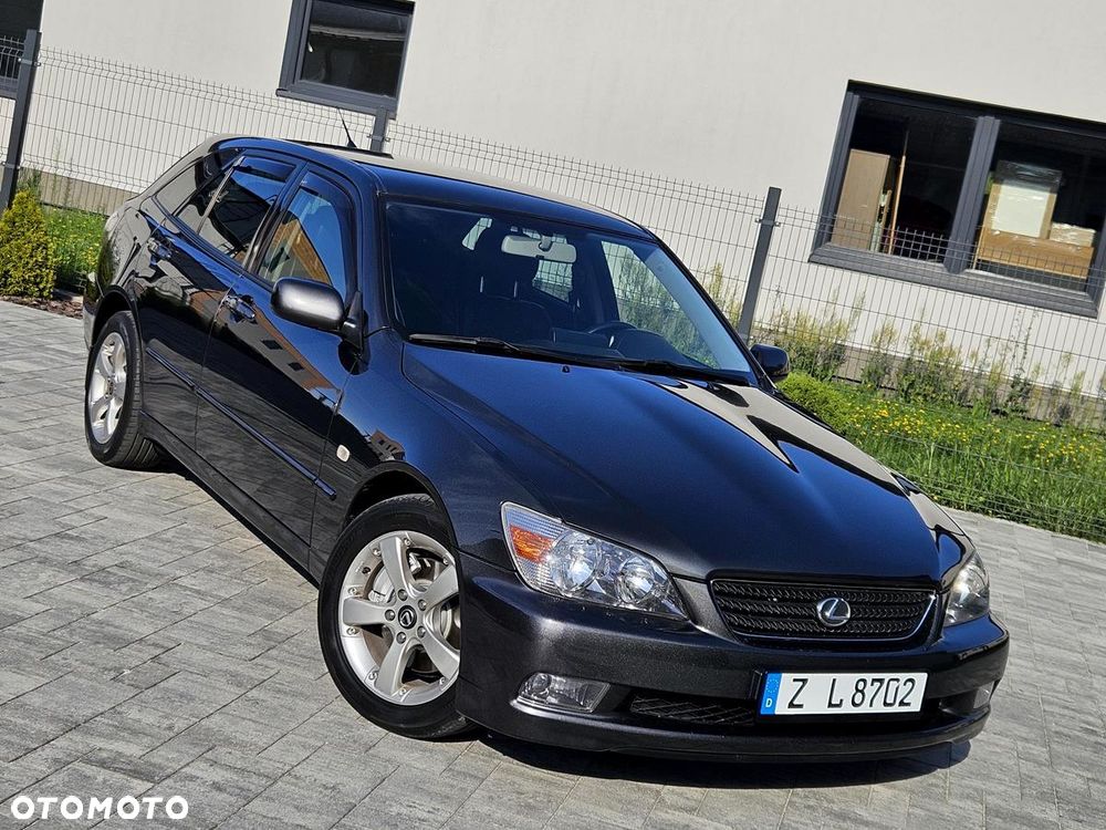 Lexus IS 200 SC Prestige - 19