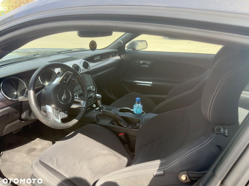 Ford Mustang 2.3 Eco Boost - 10