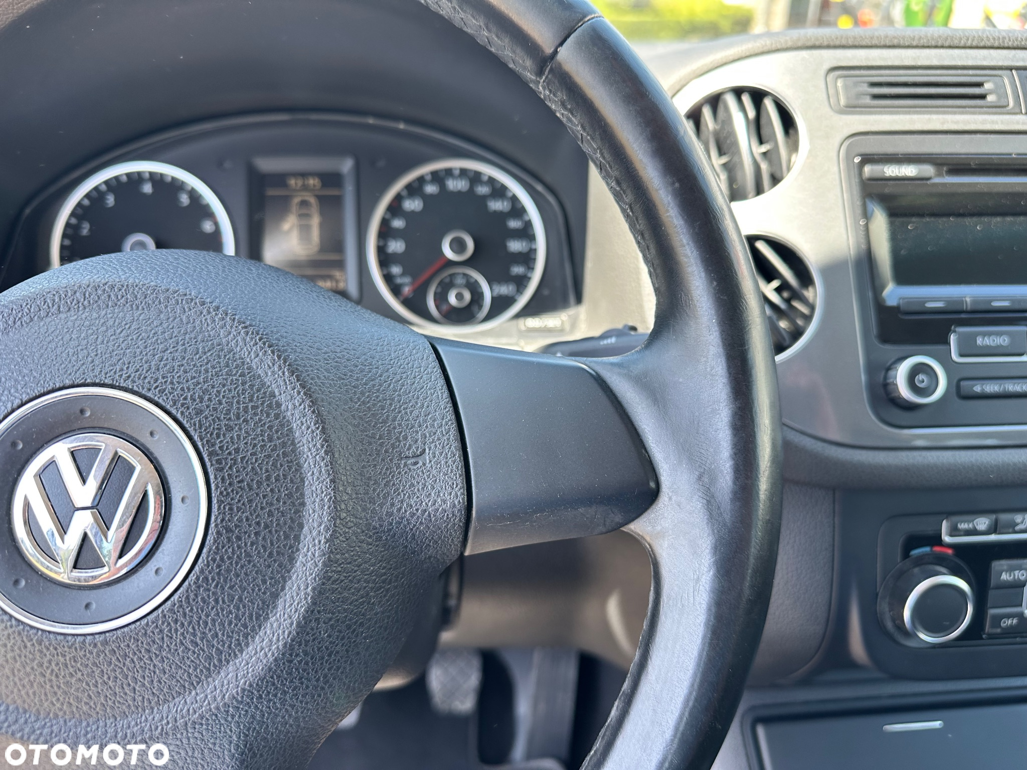 Volkswagen Tiguan 1.4 TSI BlueMotion Technology Trend & Fun - 24