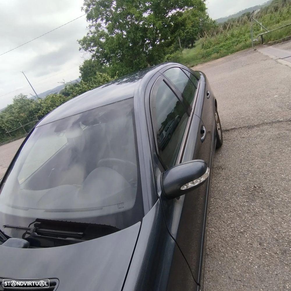 Mercedes-Benz E 220 CDI Avantgarde - 8