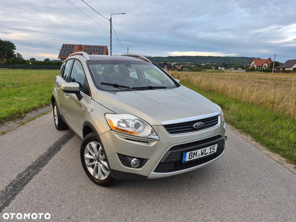 Ford Kuga 2.0 TDCi 2x4 Titanium - 3