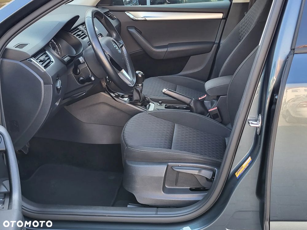 Skoda Octavia 1.4 TSI Drive - 14