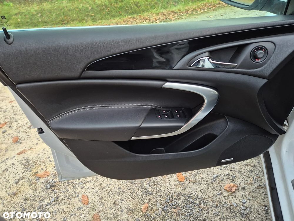 Opel Insignia - 26