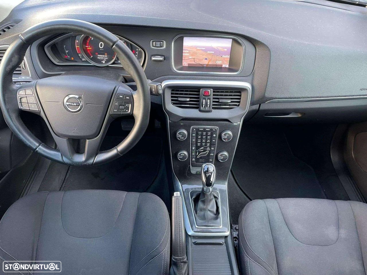 Volvo V40 - 11