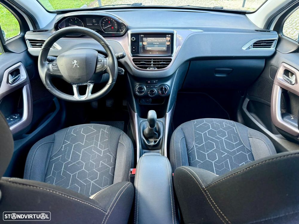 Peugeot 2008 e-HDi FAP 92 STOP & START Style - 8