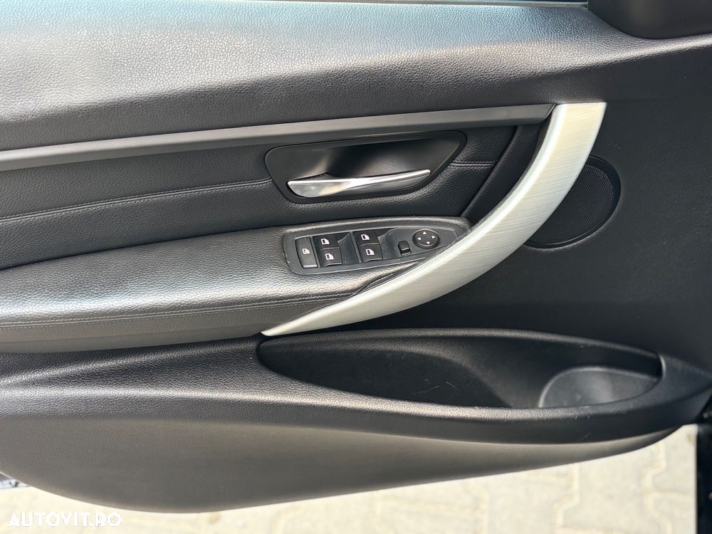 BMW Seria 3 320d EfficientDynamics Edition Luxury Line - 8