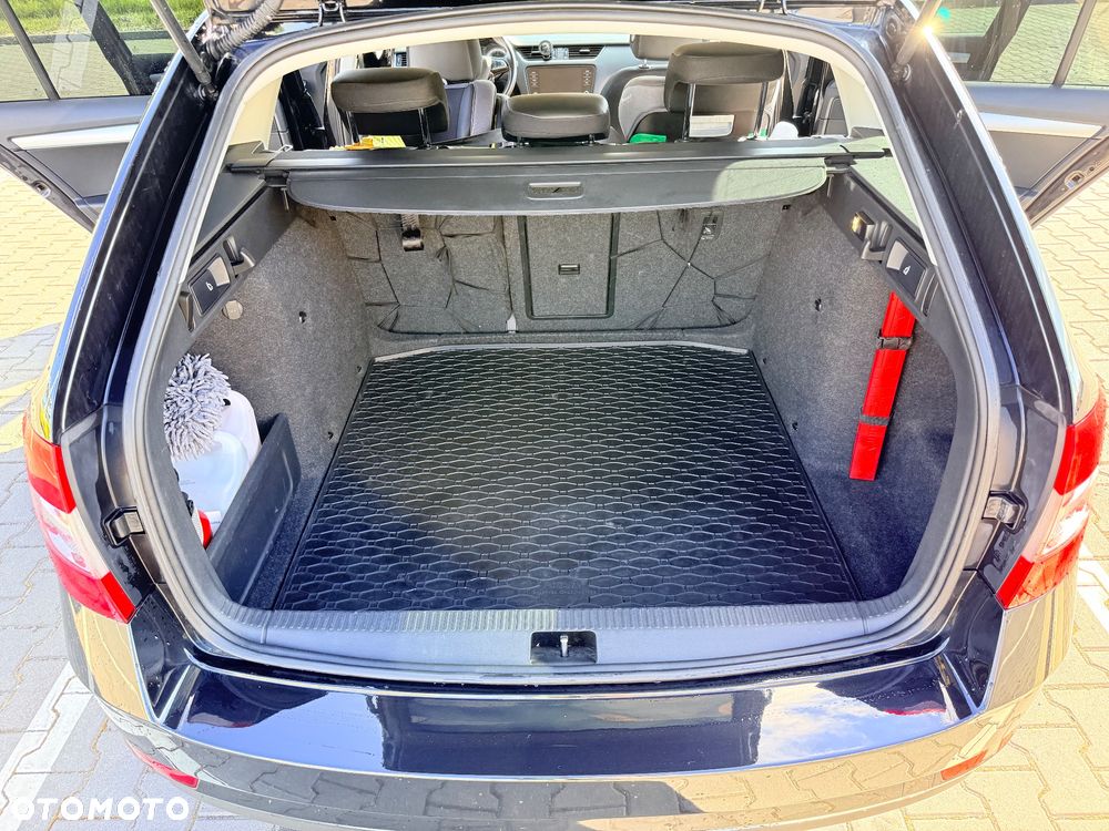 Skoda Octavia 1.6 TDI SCR Ambition - 16