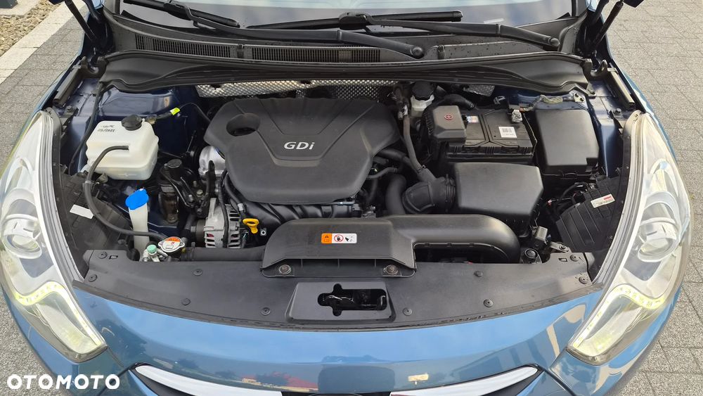 Hyundai i40 Kombi blue 1.6 Family+ - 33